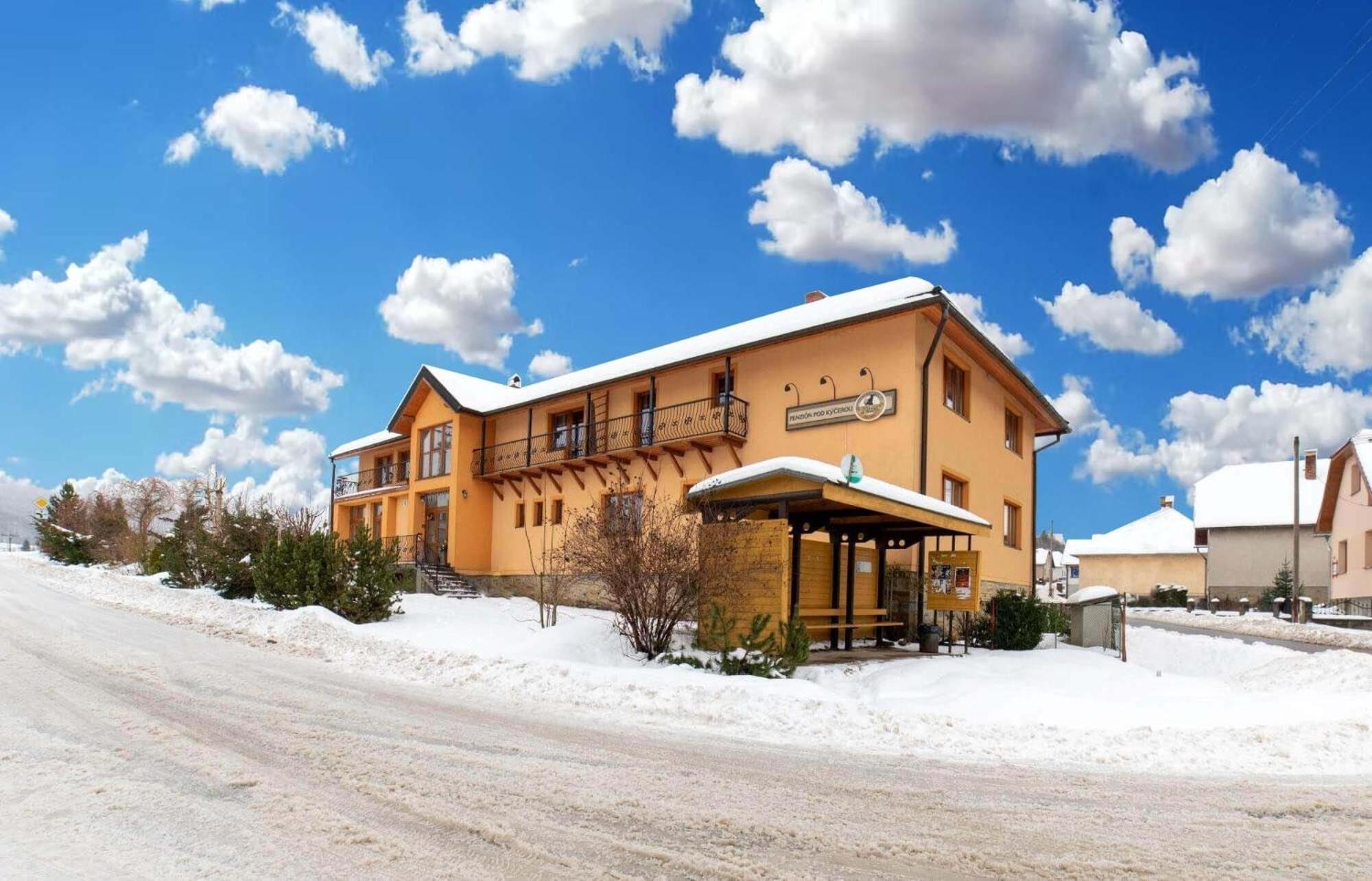 Penzion Pod Kycerou Zuberec Exterior photo